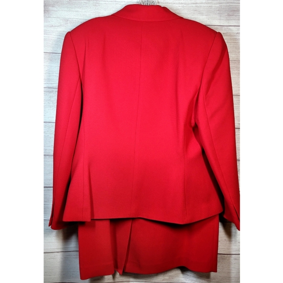 Jacqueline Ferrar Womens Red Blazer Skirt Suit Size 16 Gold Buttons Grandmacore - Picture 6 of 16